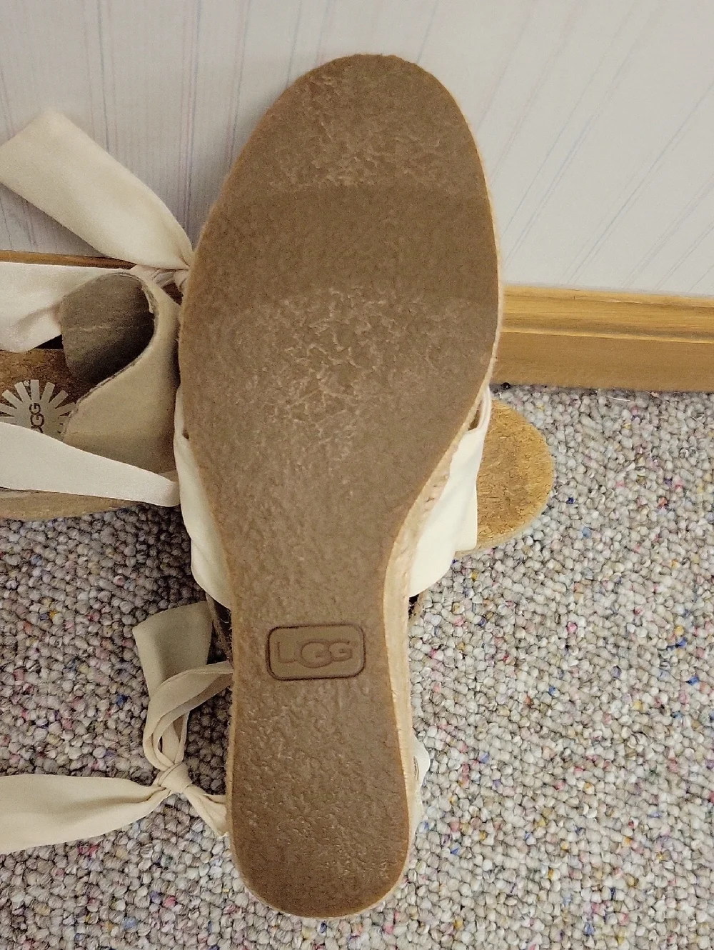 Ugg Yarrow Women's Cream Silk Tie-Strap Espadrille Wedge Sandals Sz 6.5 Summer